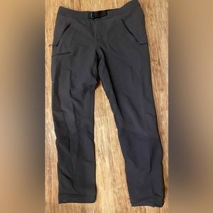 Arc’teryx sigma ar women’s pant -size 8 (similar to gamma heavyweight)